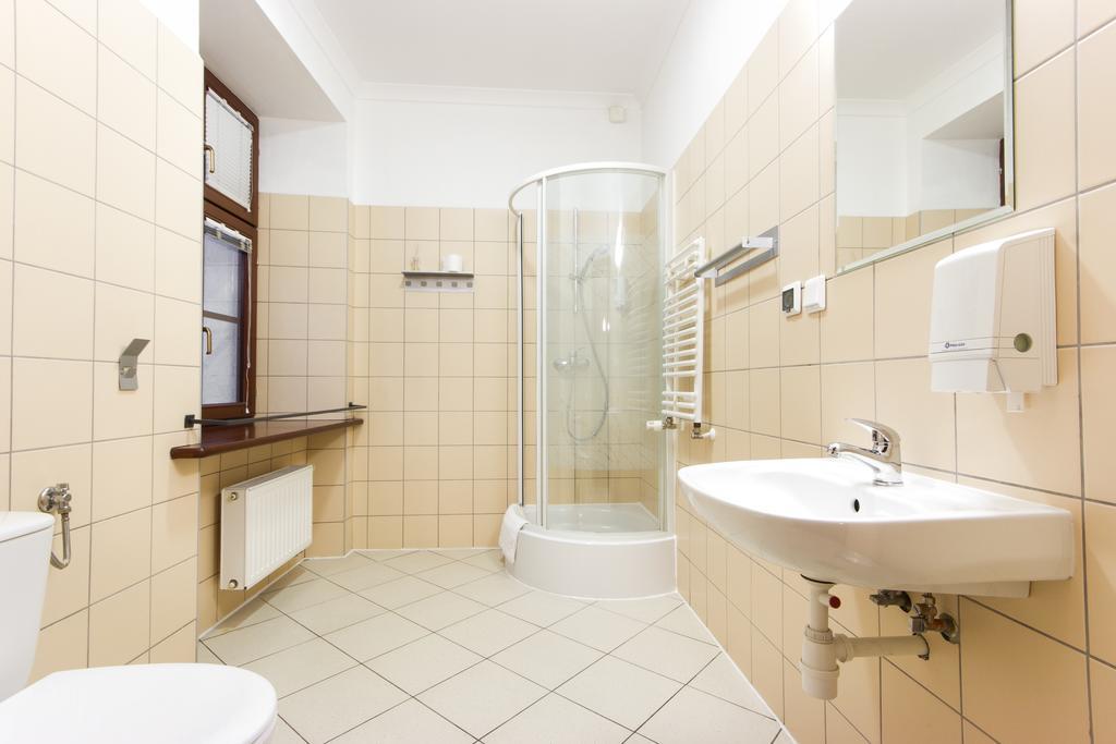 8Pokoi Ofka Apartment Cieszyn  Exterior photo